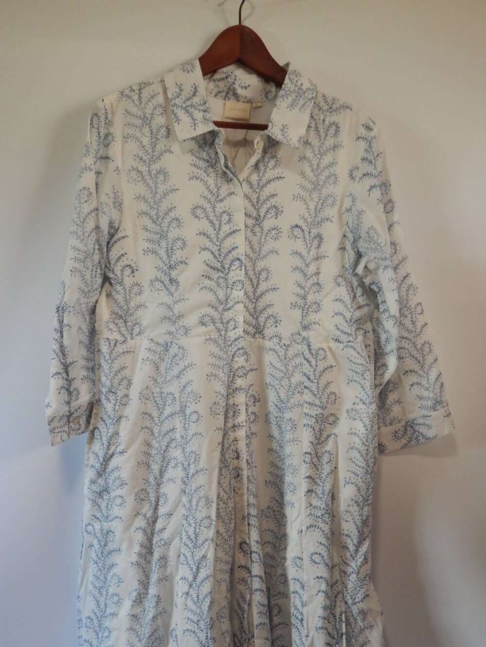 Julia 'Armory Shirt dress 100% cotton Blue White Floral Block Print Size L NWT - Picture 2 of 7